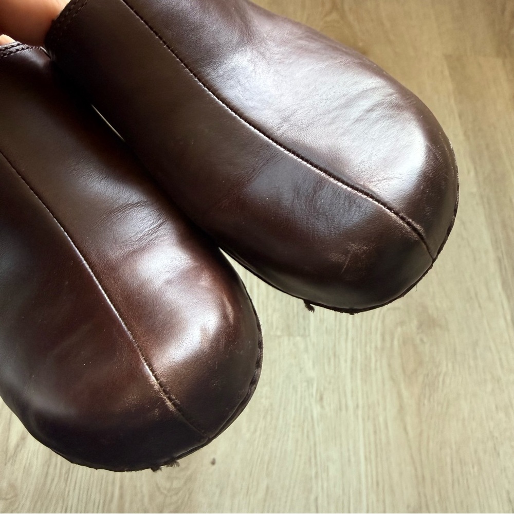 Patagonia Brown Leather Slip-On Clogs Mules Comfortable Size 7.5 - Picture 9 of 9